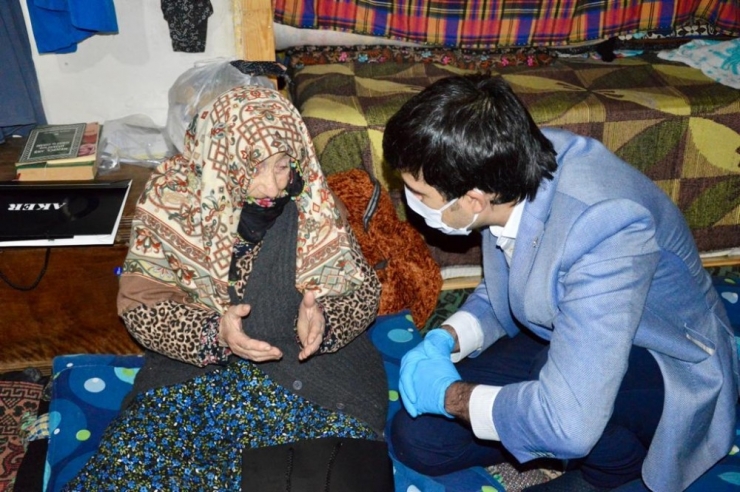 Jandarma Anneleri Unutmadı