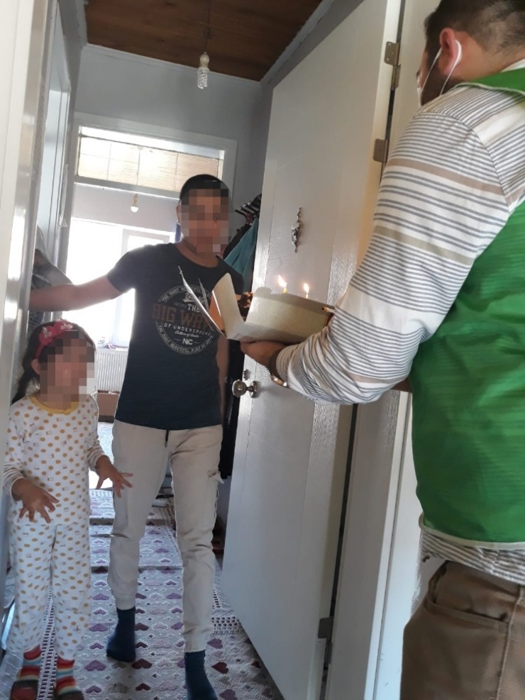 İhh Yetim Çocuklar Ve Annelerini Unutmadı