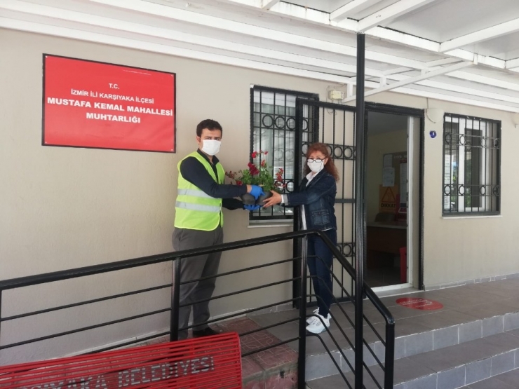 Kadın Muhtarlara Anneler Günü Sürprizi