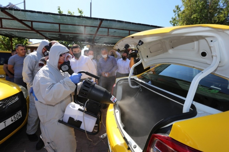 Kepez’den Taksici Esnafına Korona Virüs Desteği