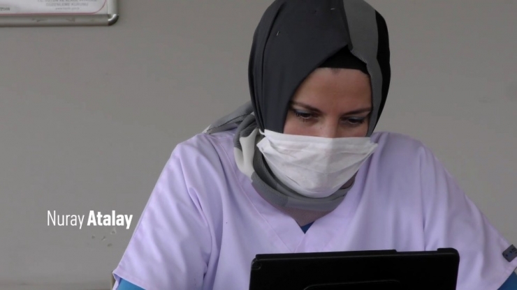 Sağlık Çalışanı Annelere Çocuklarından Sürpriz Anneler Günü Videosu