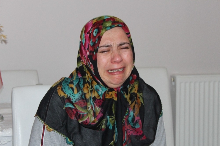 Baldızını Ve Bacanağını Öldürdü, Cinayeti Eşine Dinletti