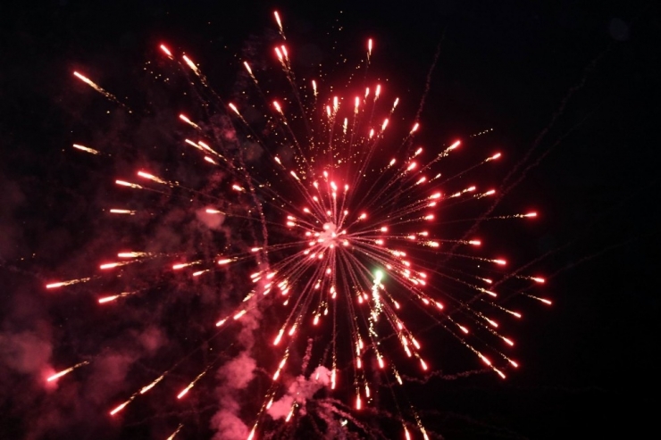 Gülşehir’de Anneler Günü Havai Fişek Gösterileri İle Kutlandı