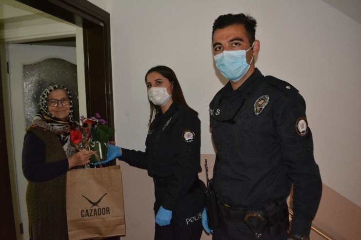 Şehit Anneleri Unutulmadı