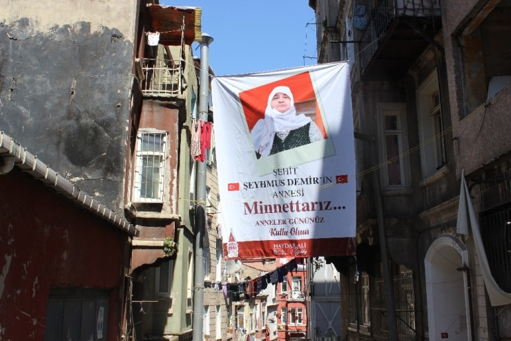 Beyoğlu Belediyesi Anneler Günü’nde Şehit Annelerini Unutmadı
