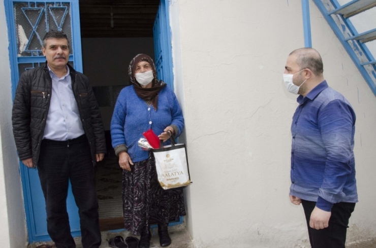 Şehit Annelerine Vefa