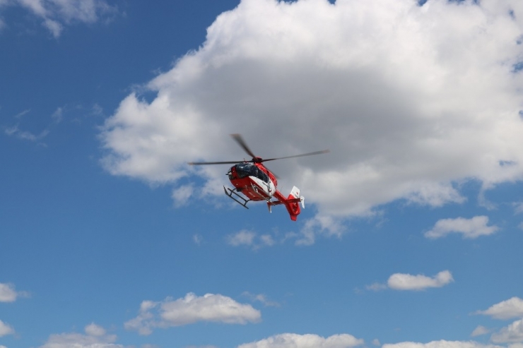His Kaybı Yaşadı,helikopter Ambulansla Hastaneye Kaldırıldı