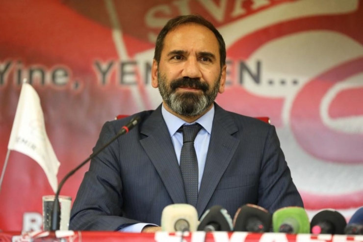 Mecnun Otyakmaz: "Kalan 8 Maçı Kazanırsak Şampiyon Oluruz"