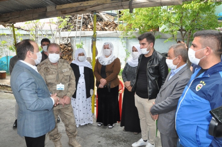 Vali Pehlivan’dan Şehit Annelerine Ziyaret