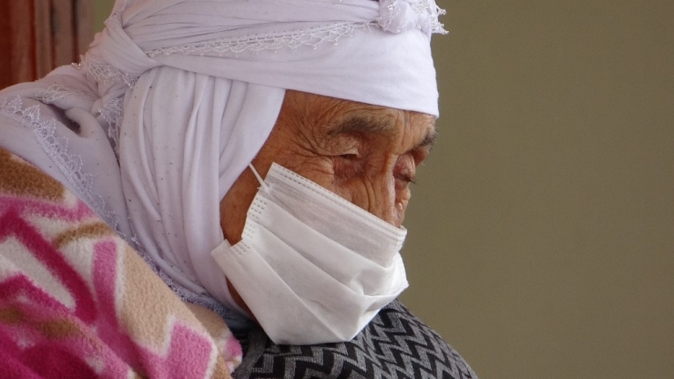 Türkiye’nin En Yaşlı Annesi Emine Nineye Sürpriz Ziyaret