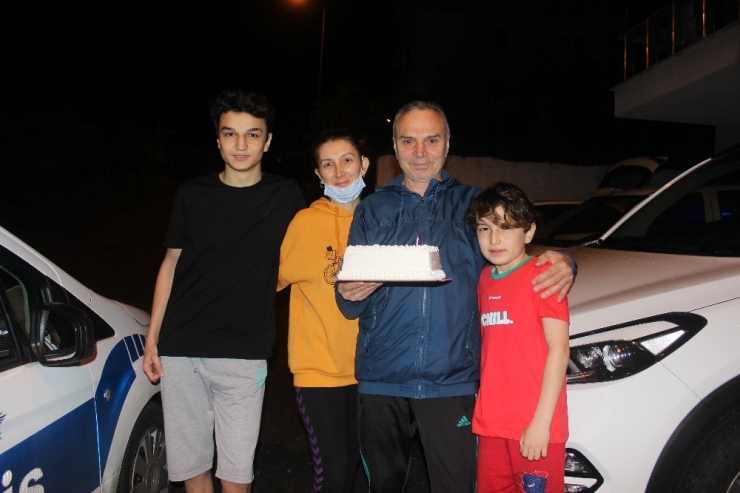 Vefa Destek Ekiplerinden Şaka Eşliğinde Doğum Günü Sürprizi