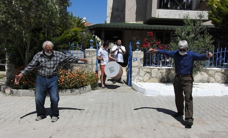 Zeybek De Oynadılar, Top Da