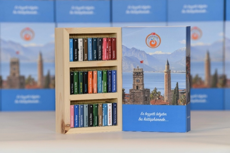 Vali Karaloğlu’ndan Çocuklara Çikolata Kütüphanesi Kampanyası