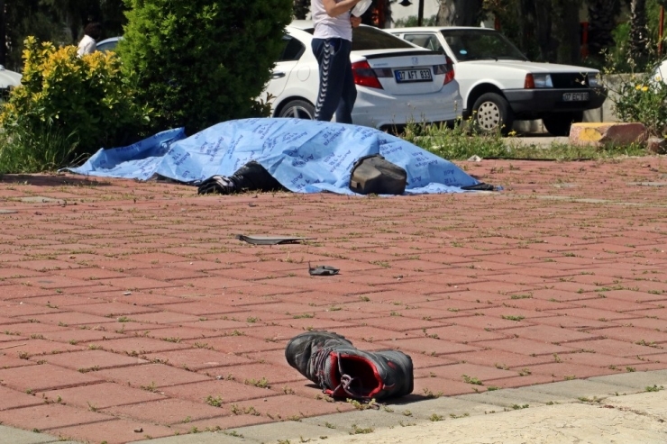 Kamyonetle Çarpışan Motosikletli Personel Müdürü Hayatını Kaybetti