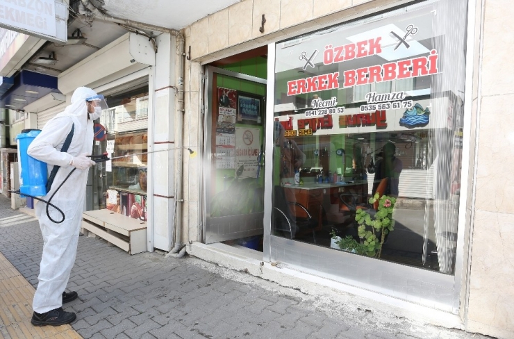 Sandıkçı’dan Berber Ve Kuaför Esnafına Destek