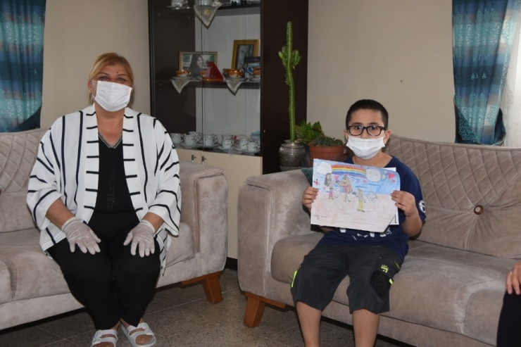 Annelerine Sürpriz Yaptılar Gram Altını Kaptılar