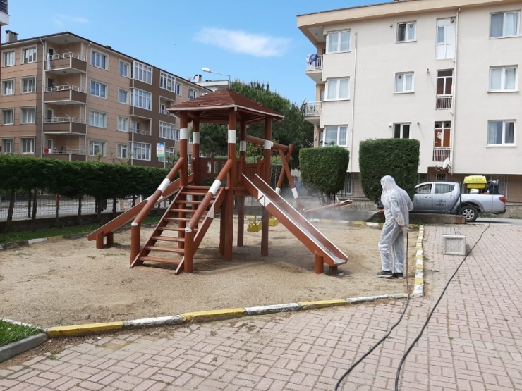 Darıca’da Parklar Çocuklar İçin Hazırlanıyor