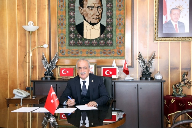 Büyükşehir-üniversite İşbirliğiyle Dev Hayvancılık Projesi