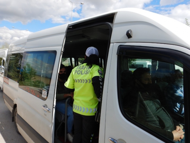 Sosyal Mesafe Ve Yüzde 50 Kapasite İle Taşımacılık Denetimi