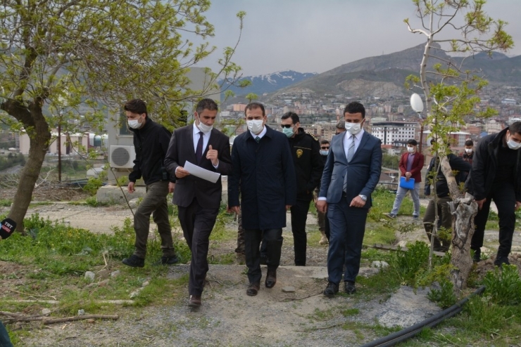 Vali Abıyık’tan Mir Kalesi Müjdesi