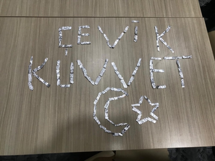 "Dur" İhtarına Uymayan Araçtan Uyuşturucu Çıktı