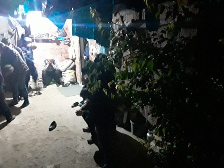 Karaman’da Bir Genç, Annesi Tarafından Yatağında Ölü Olarak Bulundu