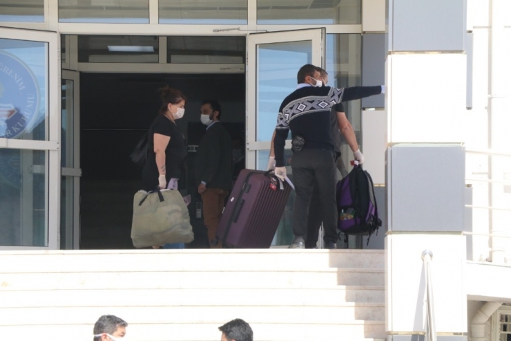 Karantina Süreçleri Sona Erdi Hepsi Evlerine Bırakılacak