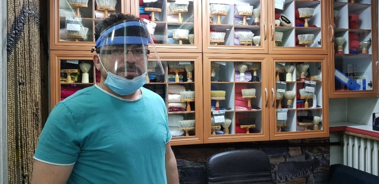 Berberlerde Kişisel Malzemeli Müşteri Artışı Bekleniyor