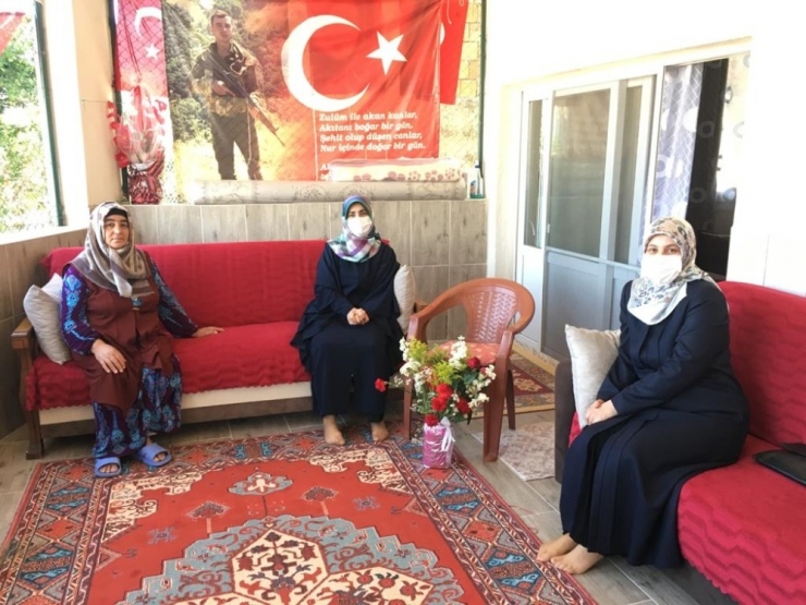 Müftü Kondi Şehit Annelerini Unutmadı