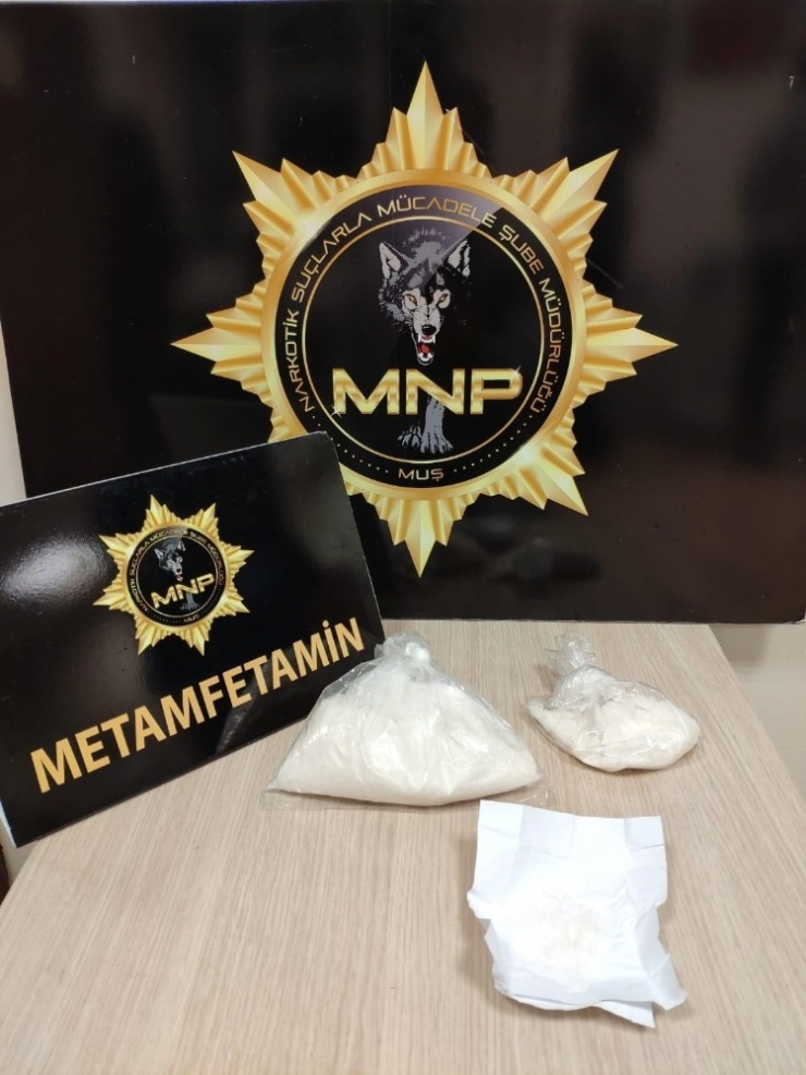 Muş’ta Uyuşturucu Operasyonu: 3 Tutuklama