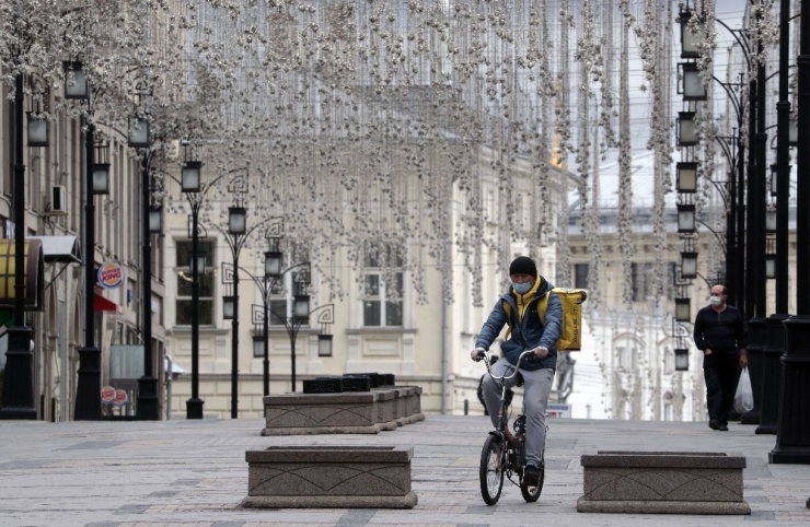 Rusya’da Covid-19 Vaka Sayısında Yeni Rekor