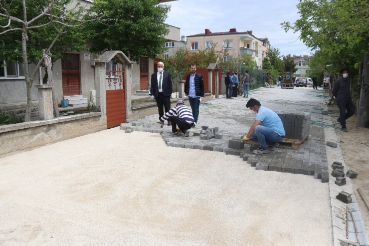 Ergene Belediyesi Yol Çalışmalarına Aksatmadan Devam Ediyor