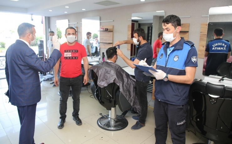 Akdeniz Zabıtasından Berber Ve Kuaförlere Denetim