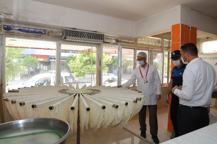 Alanya’da Yufka İmalathaneleri Ve Çay Ocakları Denetlendi
