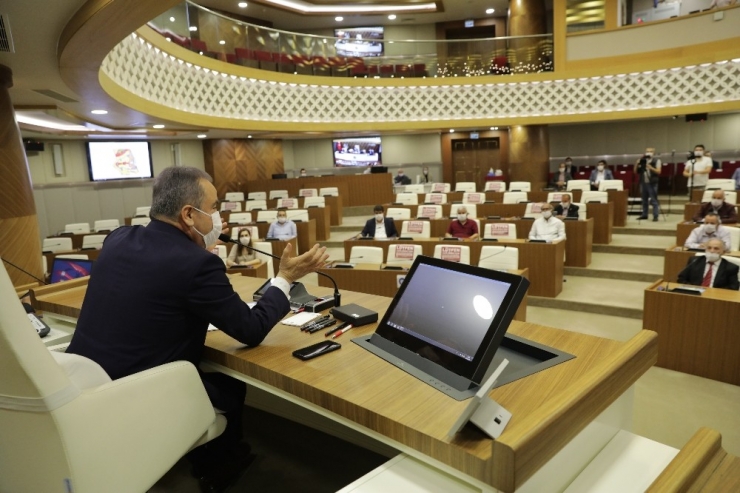 Başkan Böcek Kırcami Alt Yapısı İçin Kolları Sıvadı