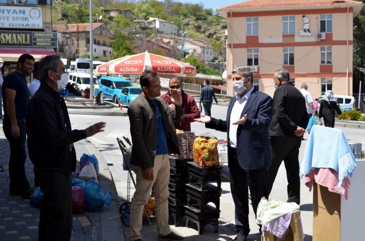 Başkan Altun Pazar Yerinde Önlemleri Denetledi