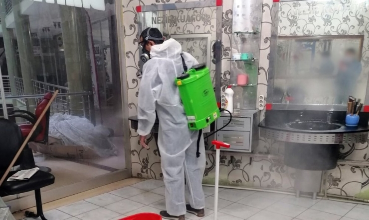 Başkan Çoğaç: “Kuaförleri Dezenfekte Ettik, Tamamına Maske Dağıtacağız”