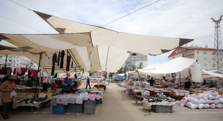 Sincan Pazarlarında Gıda Dışı Ürünlerin Satışına Başlandı