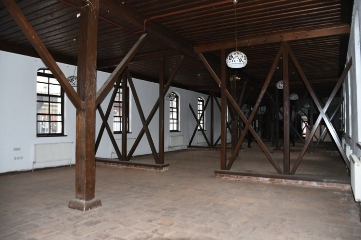 Gençler İçin Yeni Merkez Hazırlanıyor