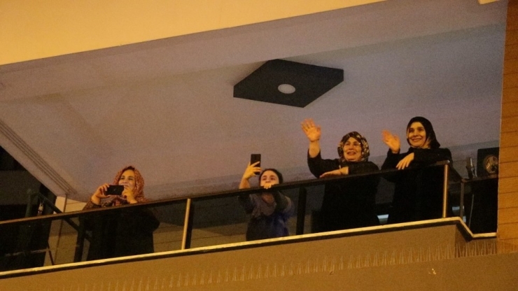 Mahalleliye İlahi Morali