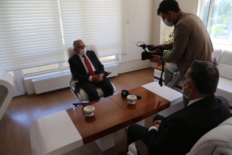 Develi Belediyesi Büyükşehir Belediye Başkanı Büyükkılıç’ı Ağırladı