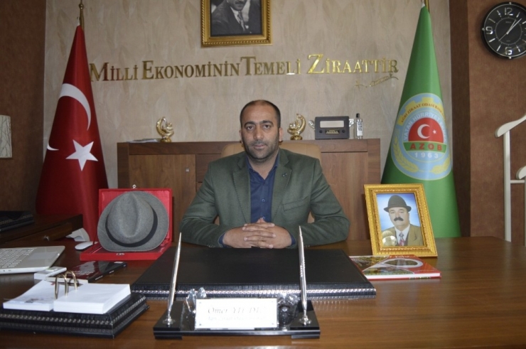 Kerim Amca’nın Efsane Fötr Şapkası Oğlunun Makam Odasında