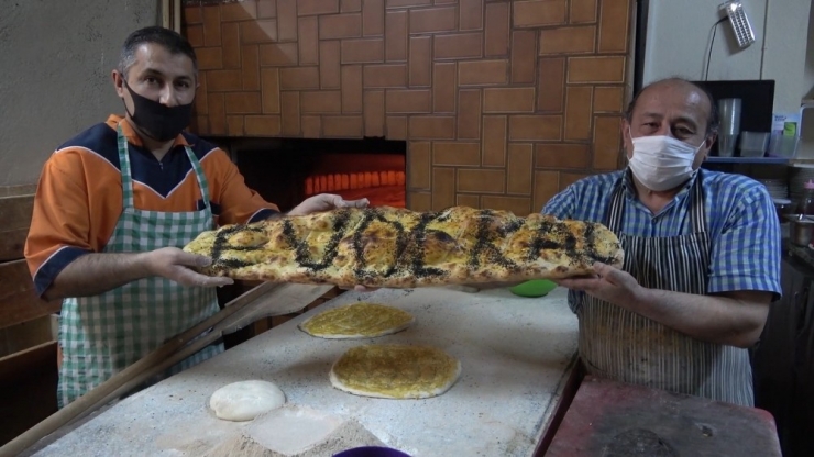 Ramazan Pidesi İle ’Evde Kal’ Mesajı