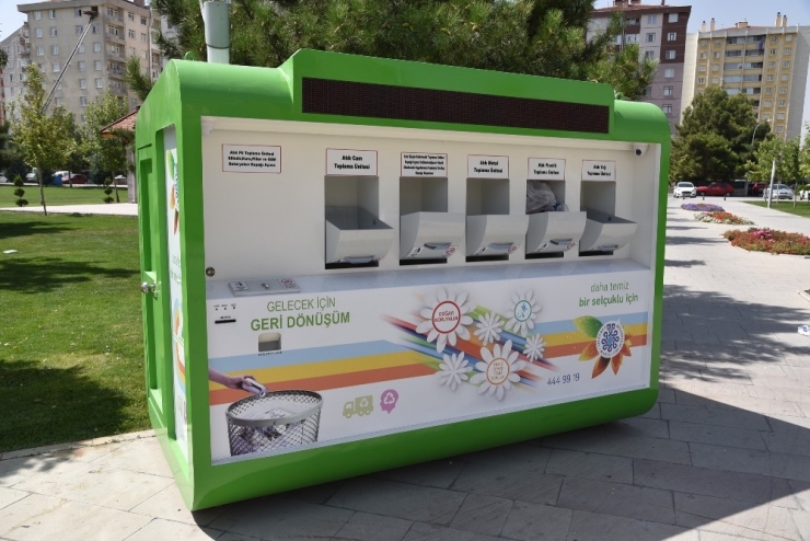 Selçuklu’da Bir Yılda 225 Bin Ton Katı Atık Toplandı