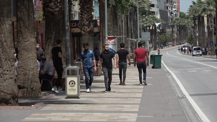 Sokağa Çıkma Kısıtlamasının Uygulanmayacak Olması Vatandaşları Memnun Etti
