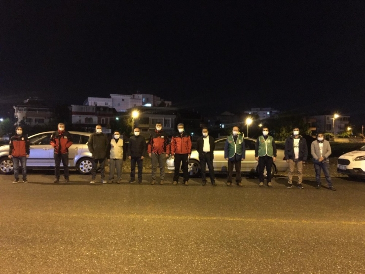 Güvenlik Güçlerine Sahurda Yemek İkramı Sürprizi