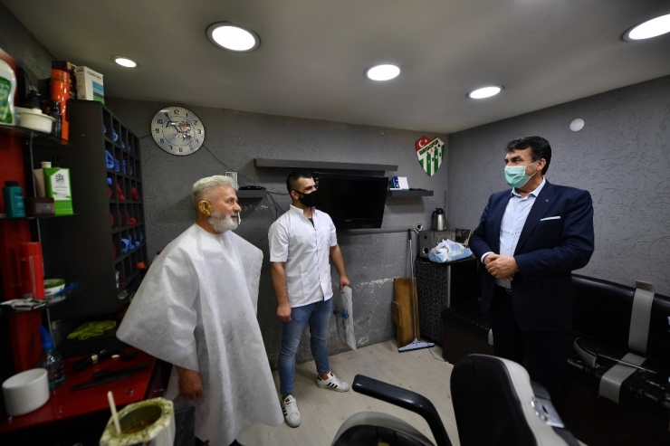 Dündar, Berber Ve Kuaför Esnafını Ziyaret Etti