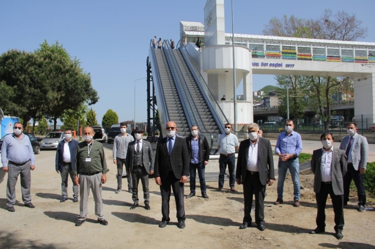 Muhtarlardan Yürüyen Merdivene Destek