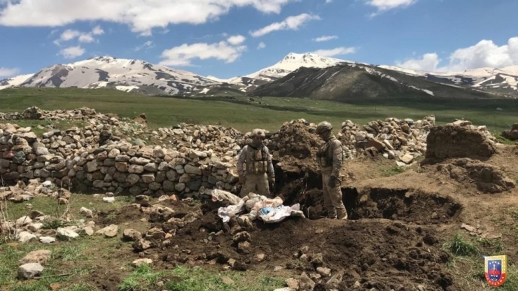 Şırnak’ta Teröristlere Ait Mühimmat Ele Geçirildi