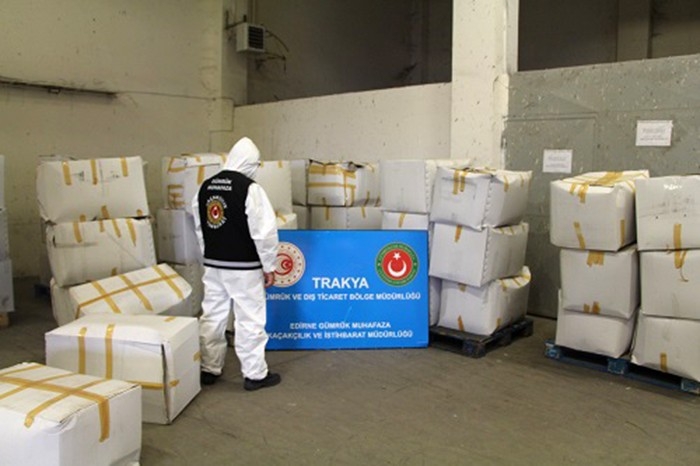 ‘Kullanılmış Ev Eşyası’ Diyerek, Milyonluk Maske Vurgunu